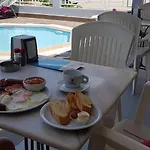 Zouboulia Lejlighedshotel