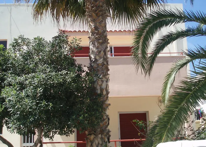 Aparthotel Zouboulia 2*