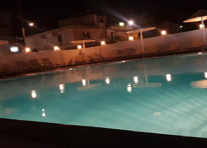 Zouboulia Aparthotel 2*