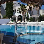 Aparthotel Zouboulia 2*